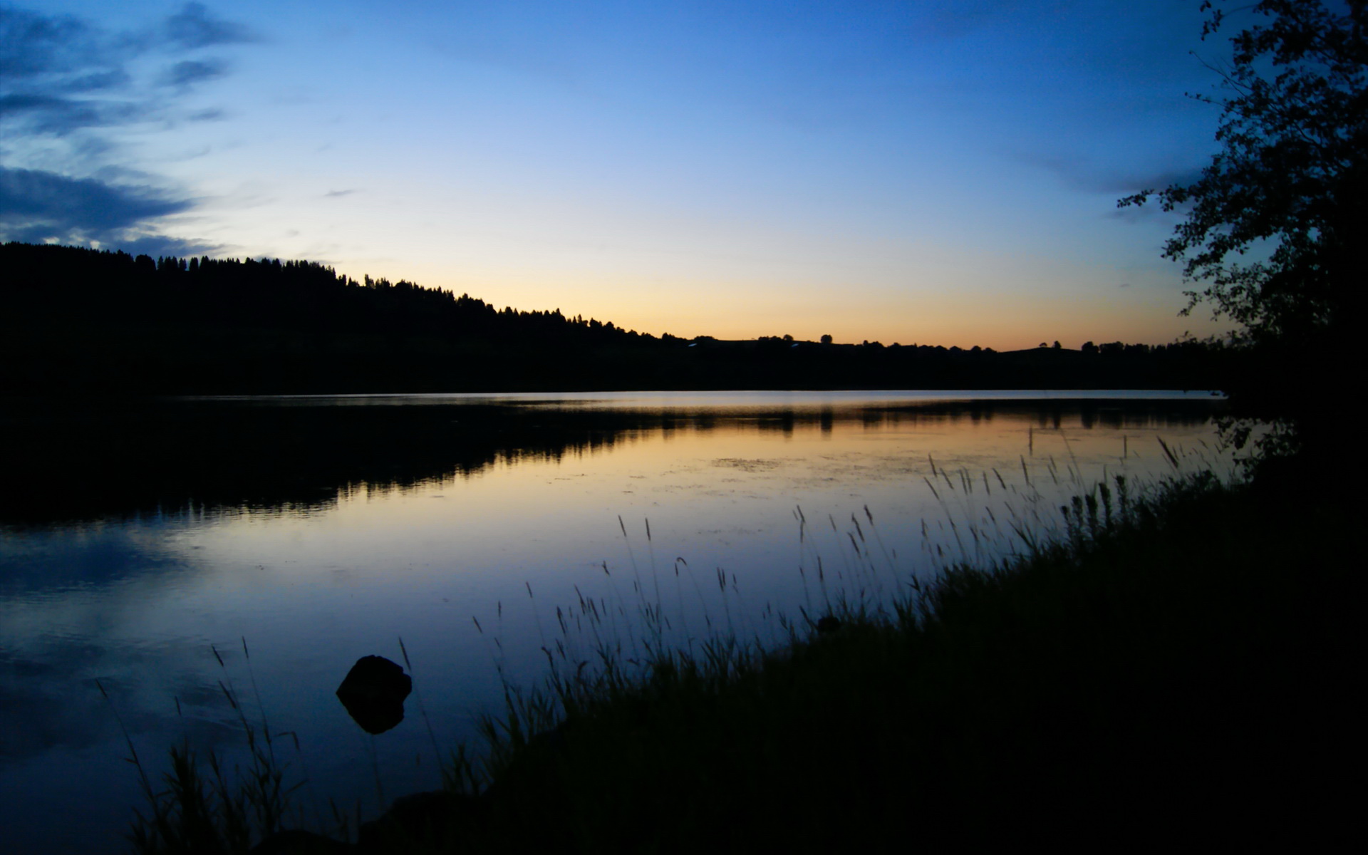 意甲冲刺:尤文图斯与国米激烈追分战,尤文图斯和国米比赛